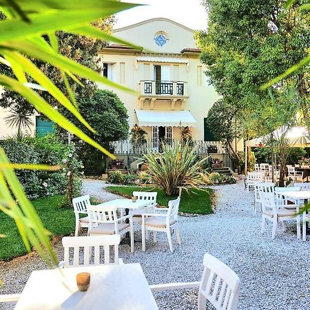 Hotel Club I Pini - Residenza D'Epoca In Versilia Lido di Camaiore Eksteriør bilde