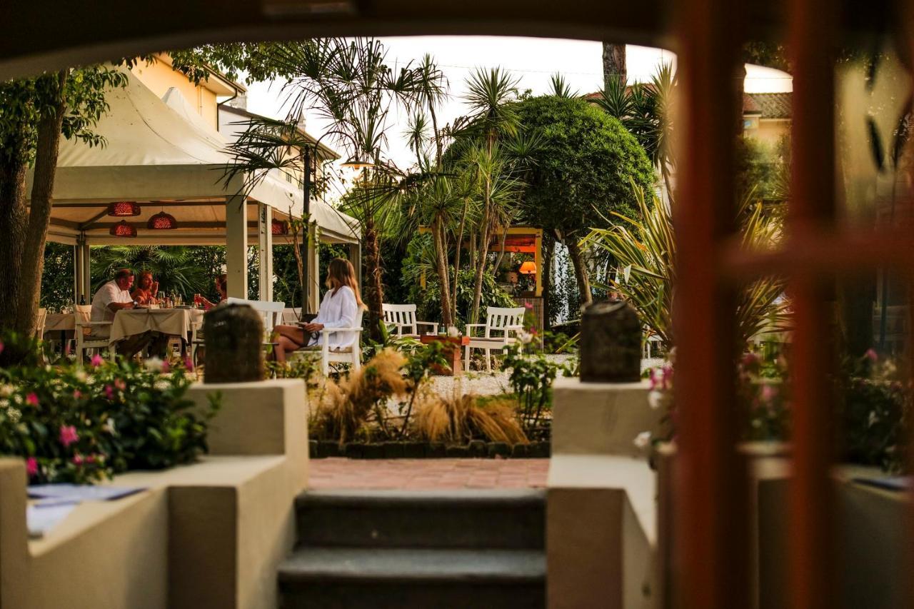 Hotel Club I Pini - Residenza D'Epoca In Versilia Lido di Camaiore Eksteriør bilde